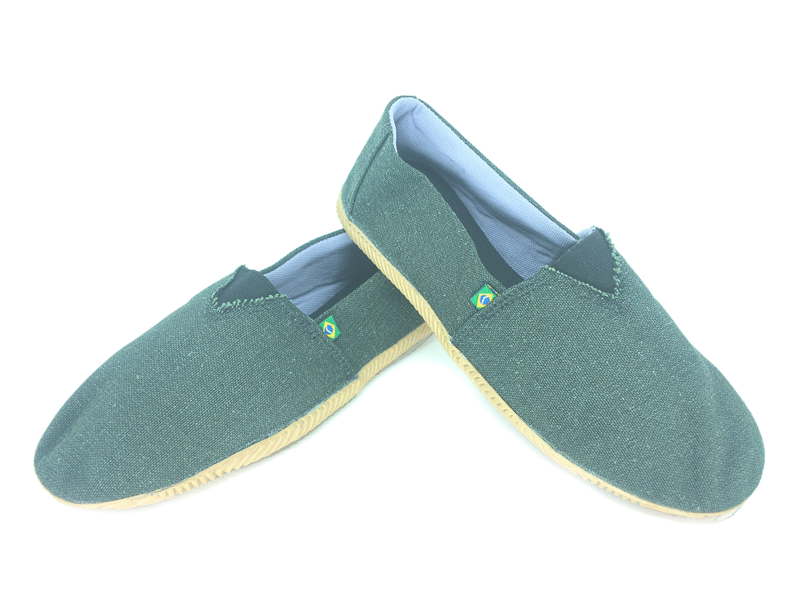 Belles tonalit�s de toile verte pour ces mod�les mixte avec semelle grude