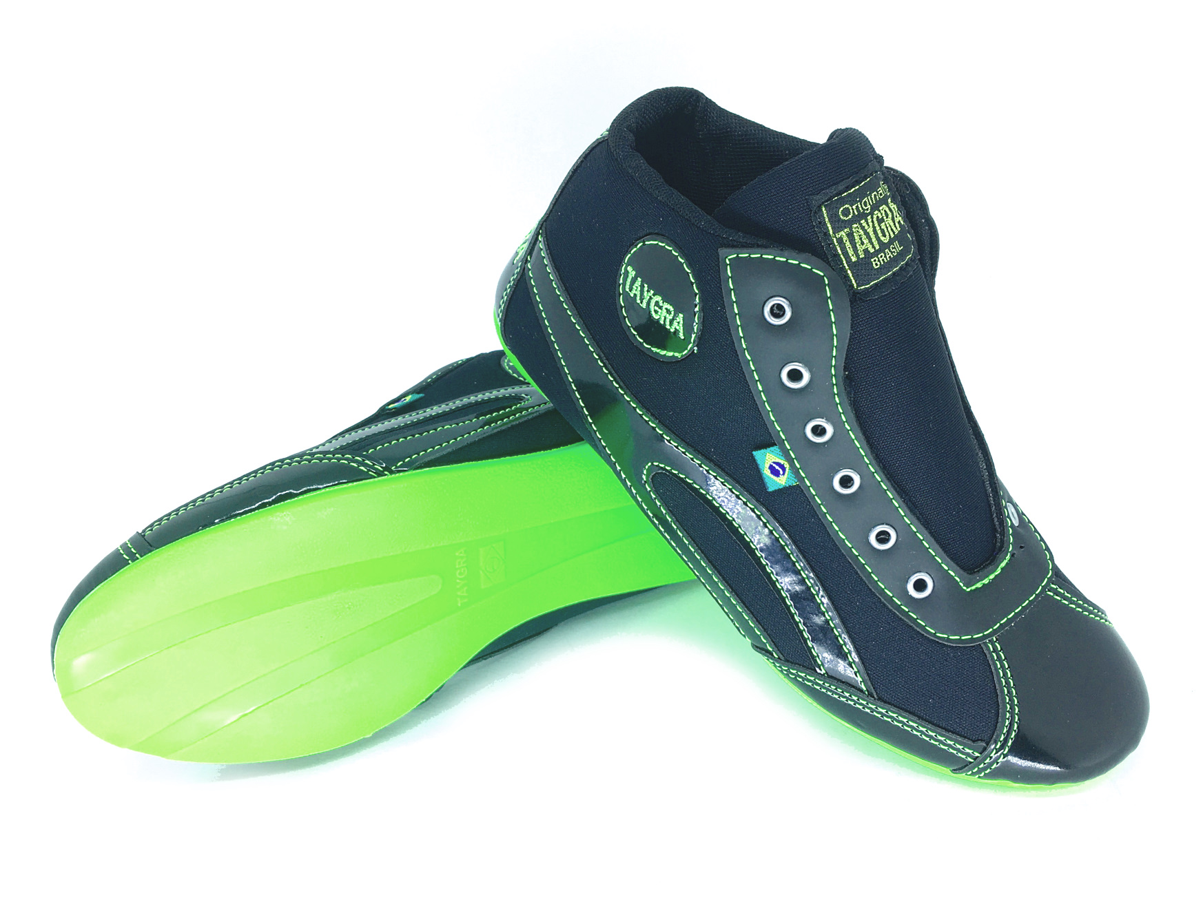 Basket haute noir et vert pour la danse