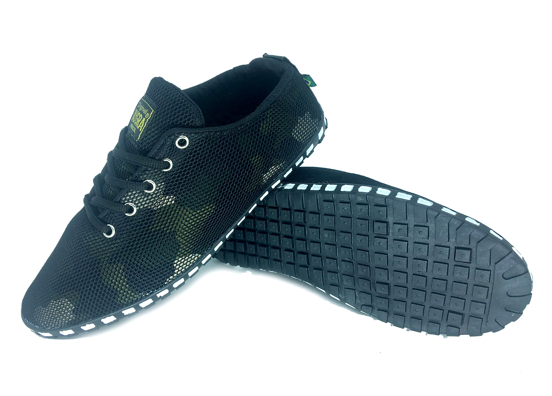 baskets corrida taygra camouflage
